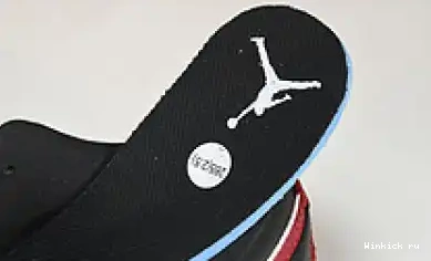 Black Toe Jordan 1  Low Retro Reverse 0423